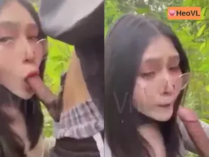 đi dã ngoại tiện làm tình bồ ở trong rừng