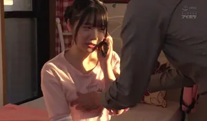 Bố dượng phát hiện con búp bê riêng của người vợ là diễn viên jav