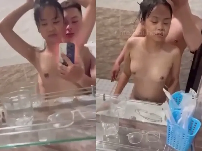 Dáng mảnh em cùng anh người yêu làm tình trước gương quay kỉ niệm